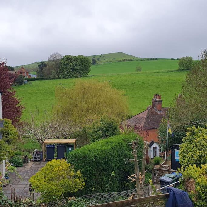 Priory Cottage Westbury  Buitenkant foto