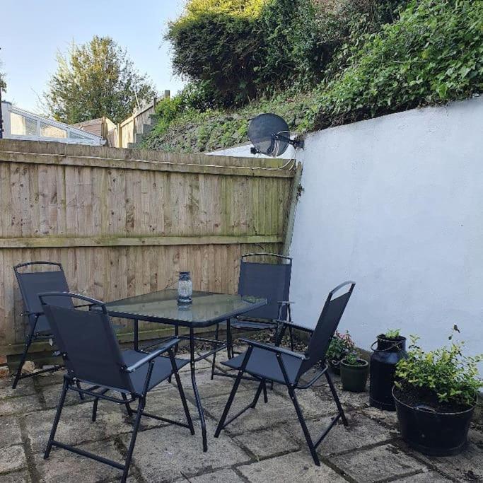 Priory Cottage Westbury  Buitenkant foto